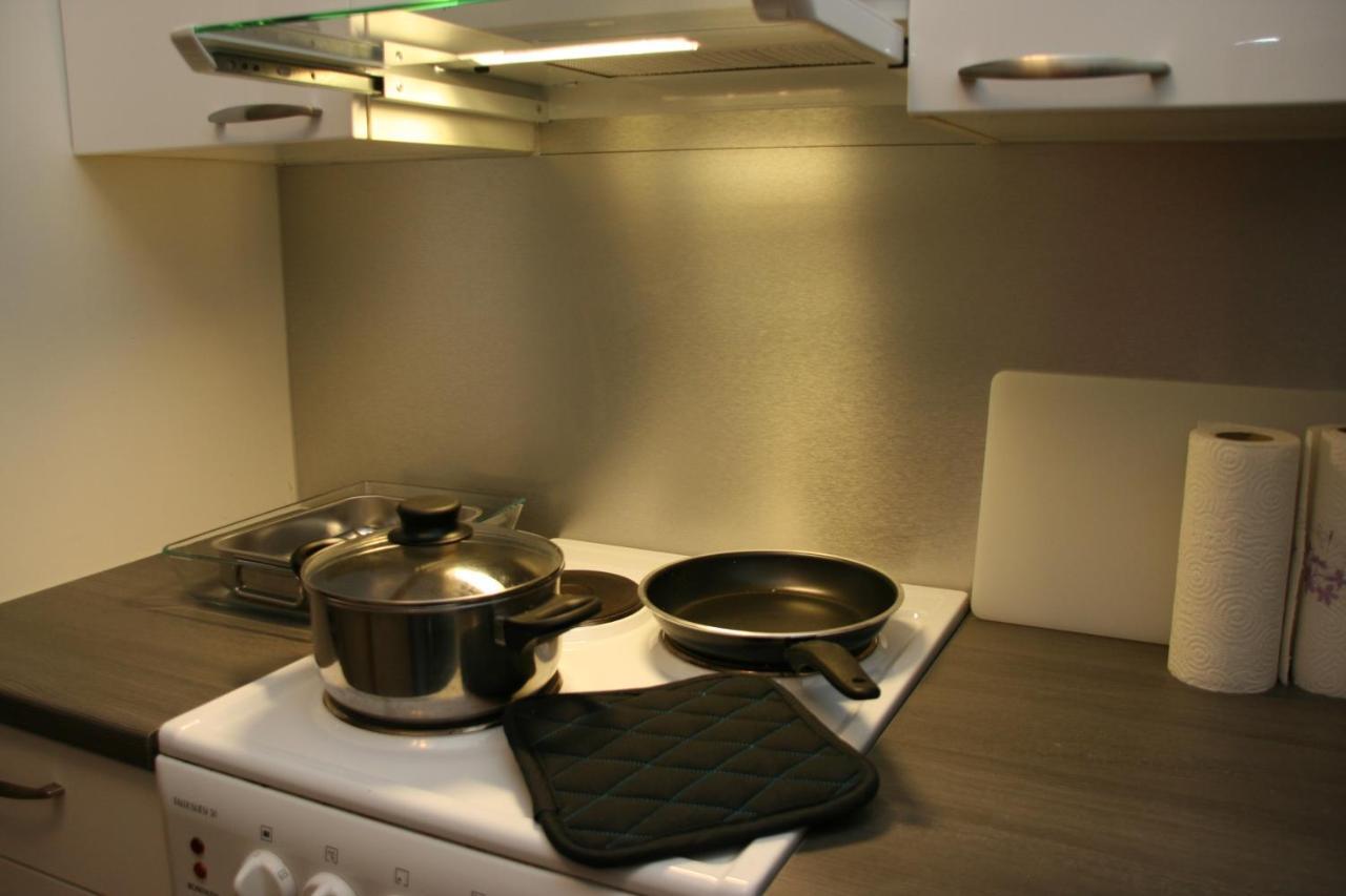 City Apartments Turku - 1 Bedroom Apartment With Private Sauna Rum bild