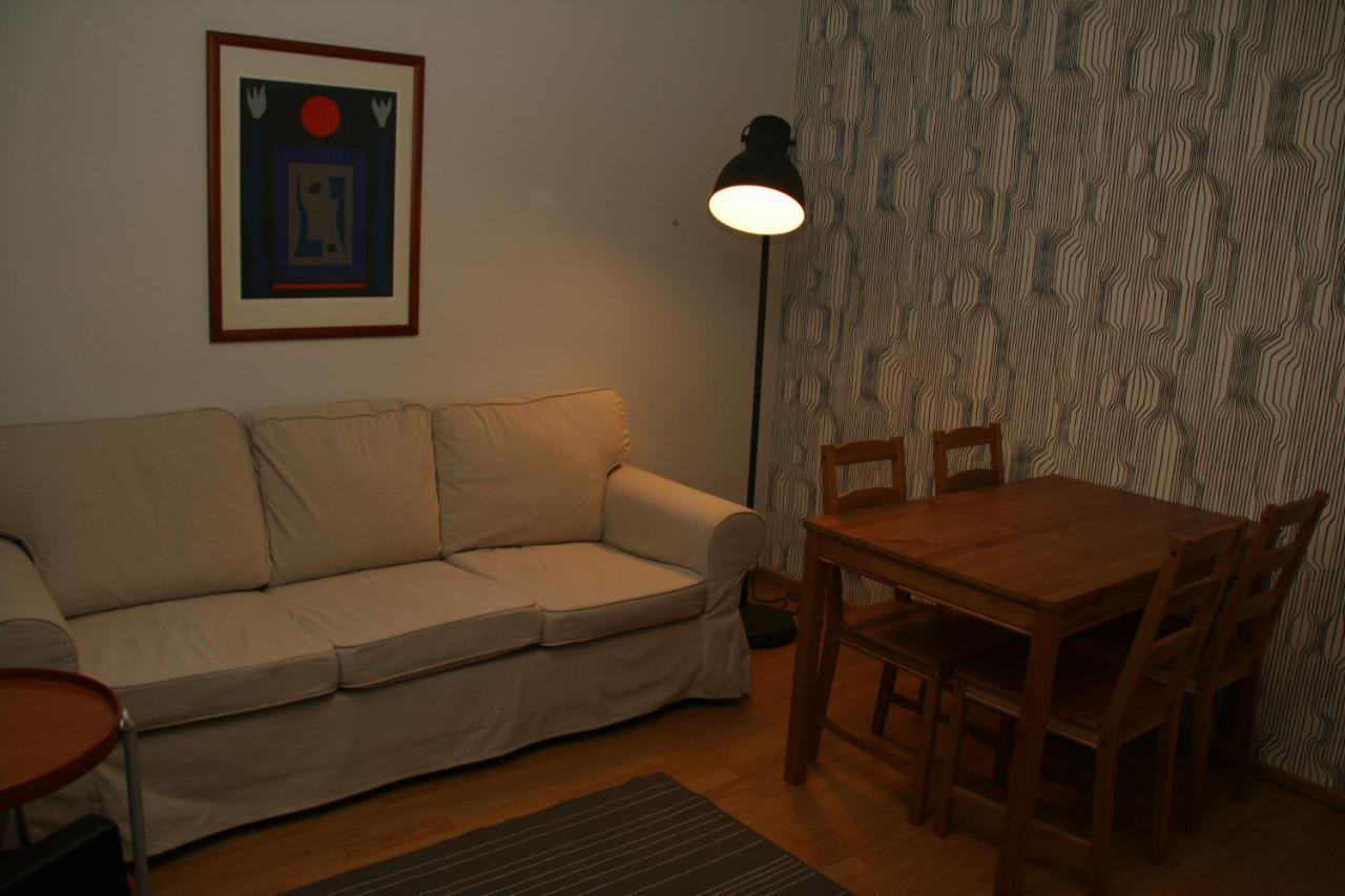 City Apartments Turku - 1 Bedroom Apartment With Private Sauna Rum bild